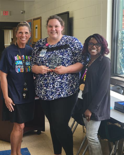 Clover Garden School (@clovergardenschool) • Instagram photos and videos