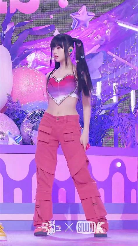 NEWJEANS STYLE on Twitter | 로드, 의상, 핑크