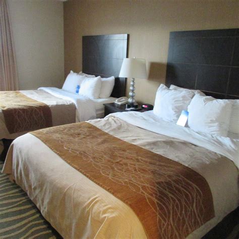 QUALITY INN (Barrie, Ontario) - Hotel Reviews, Photos, Rate Comparison ...