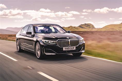 2016 BMW 7 Series Wallpapers and Videos Want to Pull You Into a World ...
