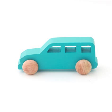 Ariro Wooden Jeep – AllThingsBaby.com