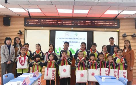 2019级英语专业学生赴桂林国龙外国语学校实习