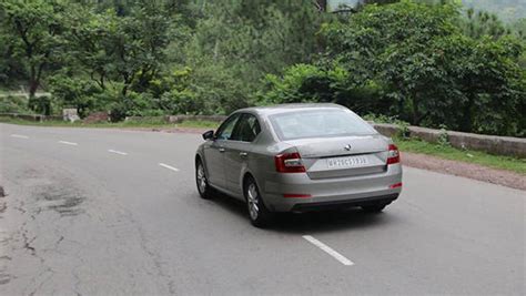 2013 Skoda Octavia 1.4TSi,1.8TSi and 2.0TDI India first drive - Overdrive
