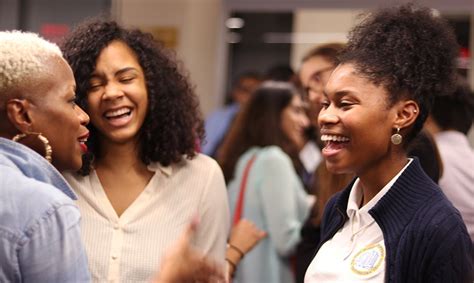 People Networking 的图像结果