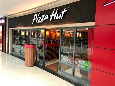 PIZZA HUT, Pune - Phoenix Market City S 26 2nd Floor Nagar Road Viman ...