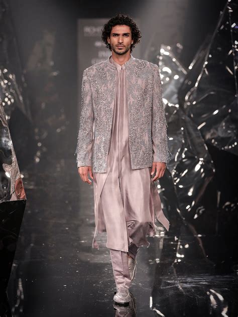 Spicule Bandhgala Set – Rohit Gandhi & Rahul Khanna