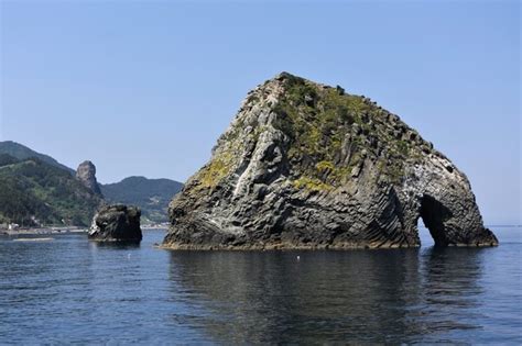 怦然心动的岩石岛之旅: 游地质公园郁陵岛 文化·韩流 : 韩民族日报