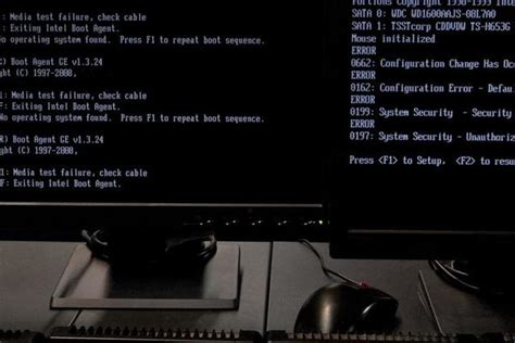 Broken Computer System 的图像结果