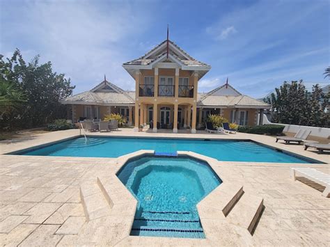 "Atlantique" is a seaside space to be remembered! - Villas for Rent in ...