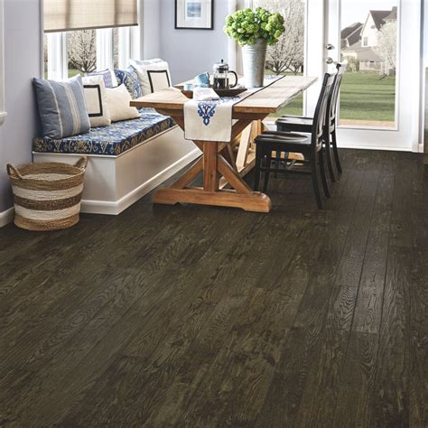 American Legacy Collection Flooring | Floor Roma