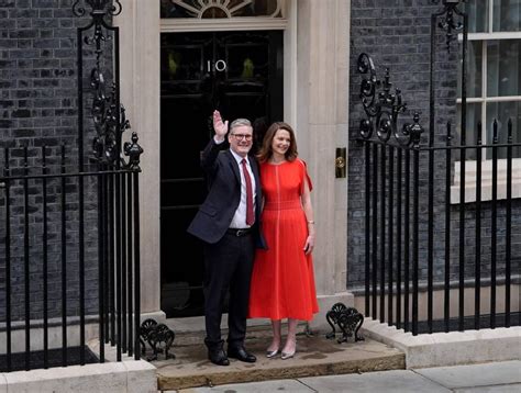 Derided as Dull, Keir Starmer Becomes UK Prime Minister with a ...