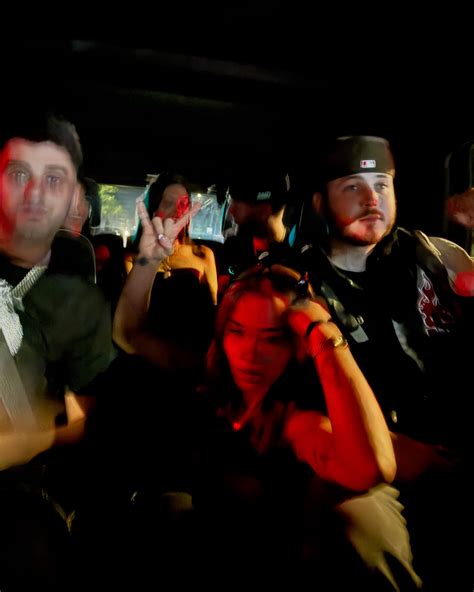 Bella saintclaire | Pee break🥸 | Instagram