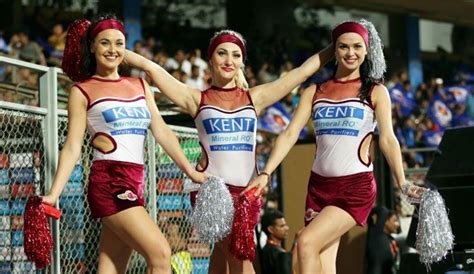 Cheerleaders Reveal What Exactly Happens During The IPL
