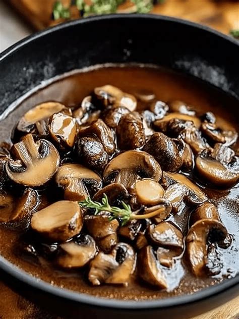 Delicious Red Wine Mushroom Sauce for Gourmet Home Dinners