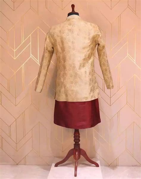 Maroon Color Raw Silk Fabric De Royal Jacket Set – South India Shopping ...