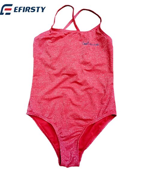 Models 12 Swim 的图像结果