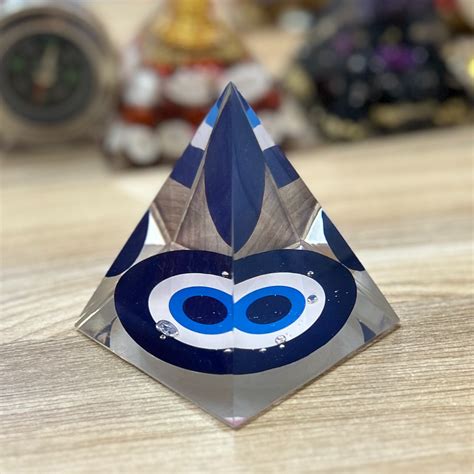 Pyramid Orgone / Evil Eye Pyramid for Positive Influence - 8.5 cms Hei ...