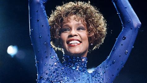 Official: Whitney Houston To Be Inducted into the Rock n Roll Hall Of ...