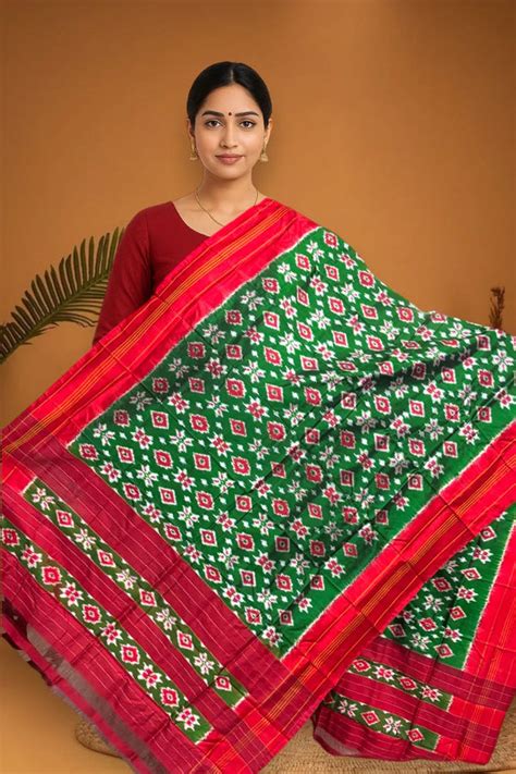 POCHAMPALLY IKKAT SILK MIDDLE GREEN BORDER RED TISSUE BORDER DUPATTA ...