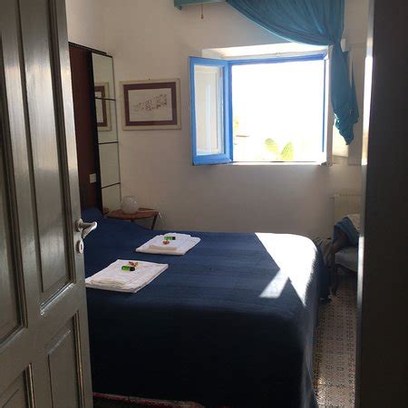 CASA ALLEGRA (Taormina) - Lodge Reviews, Photos, Rate Comparison ...