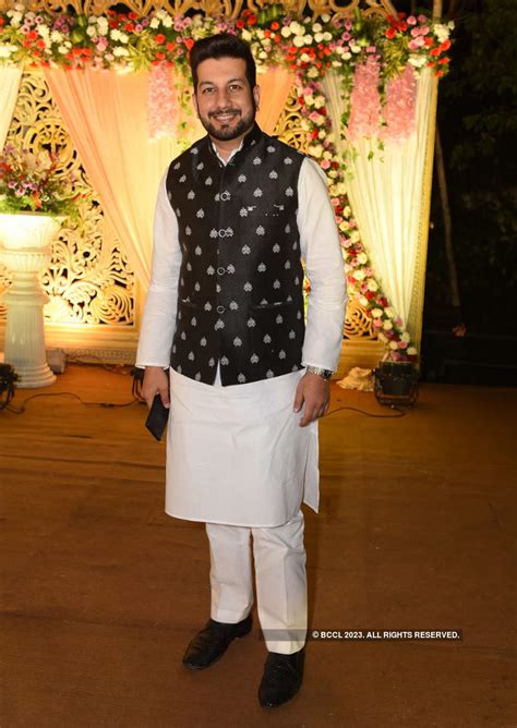 Iqra and Asifuddin's lavish walima- The Etimes Photogallery Page 29
