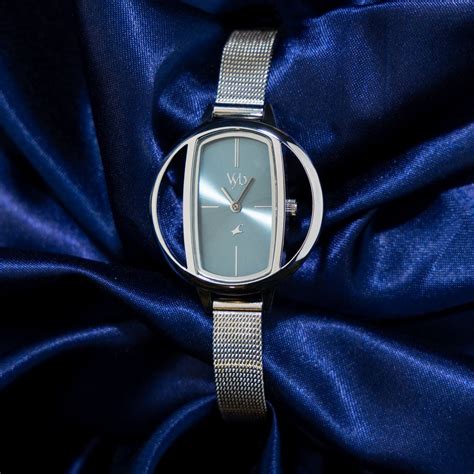 Buy Online Fastrack Vyb Charmer Quartz Analog Blue Dial Stainless Steel ...