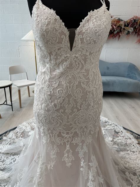 Anora Bridal, Aspen Wedding Dress Save 77% - Stillwhite