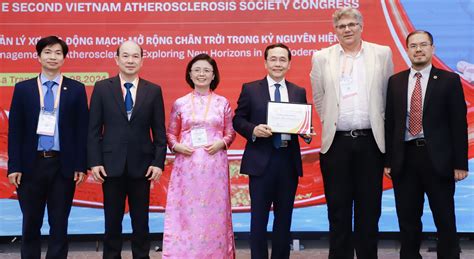 https://images2.thanhnien.vn/528068263637045248/2024/8/10/phan-hoi-xo-vua-dong-mach-viet-nam-chinh-thuc-la-thanh-vien-cua-hoi-xo-vua-dong-mach-quoc-te-1723286520730113722234.jpg