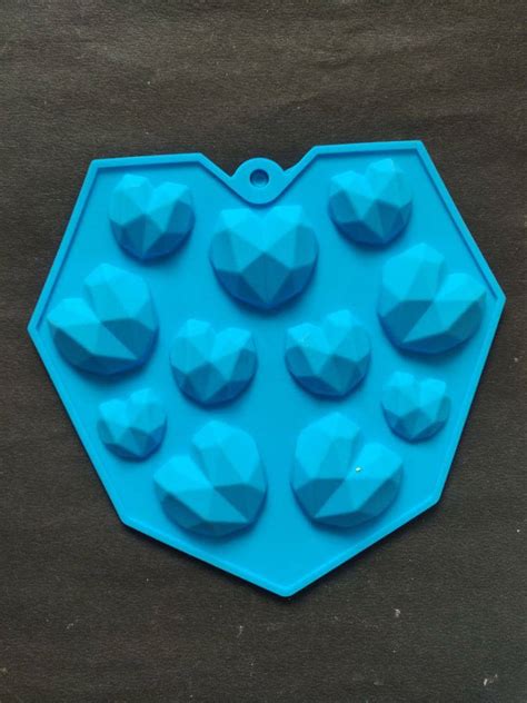 Small Heart Pinata – Bakeworld Retails Pvt Ltd