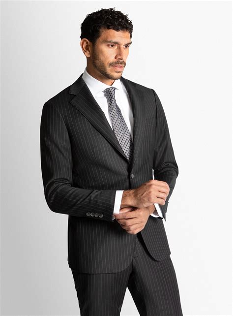 Men's Black Suits: Suits From $399 | Peter Jackson