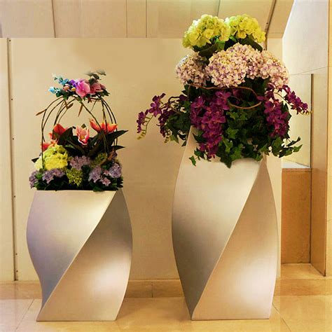悦儿晨曦玻璃钢花盆创意菱形大花瓶简约现代商场美陈落地组合花器-阿里巴巴