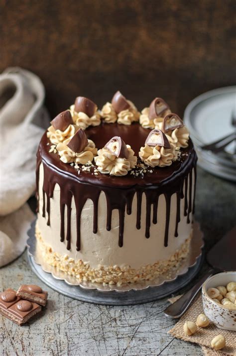 Toffee torta sa karamelom i lešnicima - Mystic Cakes