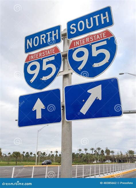 I-95 road sign editorial photography. Image of number - 48385662