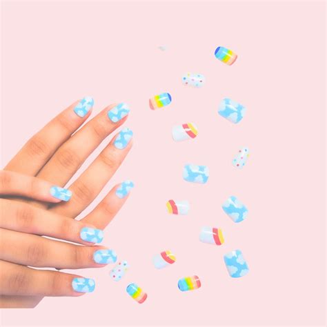 TWOO Glow & Glam Kit | Available at The Mom Store