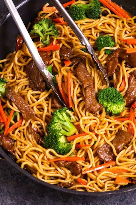 17 Popular Chinese Noodles Recipes For You to Try Tonight - IzzyCooking