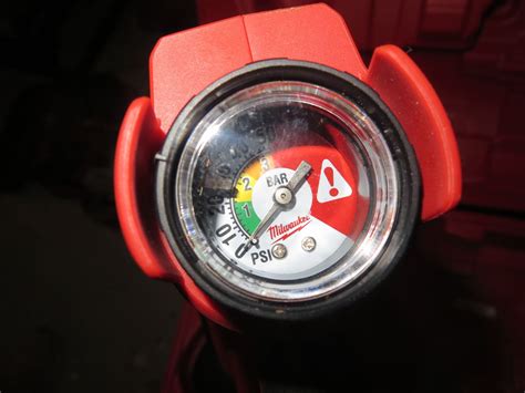 Milwaukee 2572-20 Air Snake Drain Gun Kit in Hard Case