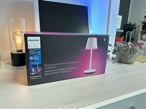 Unboxing the new Philips Hue Go portable table lamp - Hueblog.com