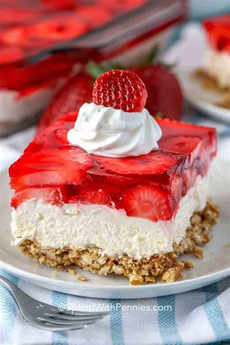 Strawberry Pretzel Salad - Keebys