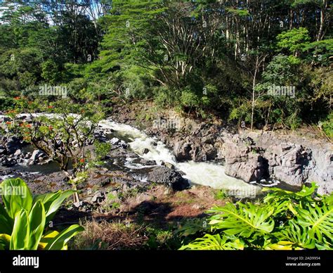 Pe’epe’e falls hi-res stock photography and images - Alamy