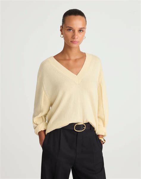 Cashmere V-Neck Sweater | Madewell