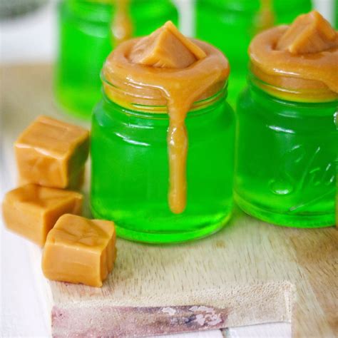 Karamel Appel Jello Shots