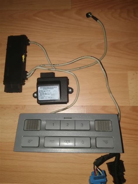 Доустановка штатного Homelink — Volkswagen Touareg (1G), 4,2 л, 2008 ...