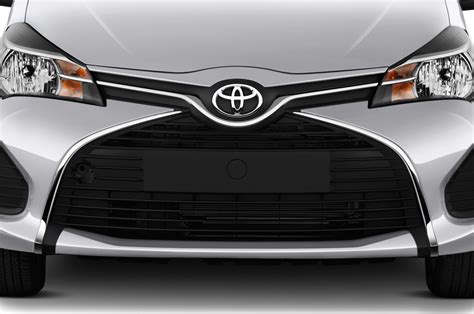 2015 Yaris Toyota Photos and Videos - MotorTrend