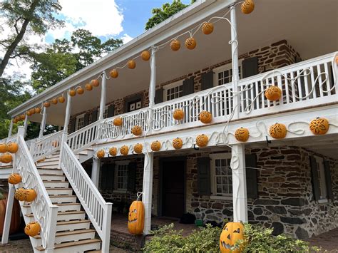 Van Cortlandt Manor — Envoie Projects