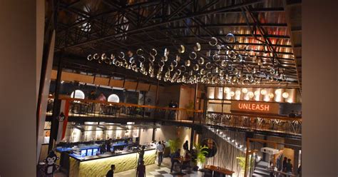 Buckle Up For This Cool Rooftop Club For A Lit Night | LBB