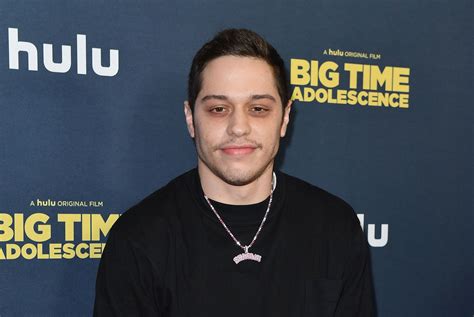 Pete Davidson Wiki, Height, Weight, Nationality, Instagram