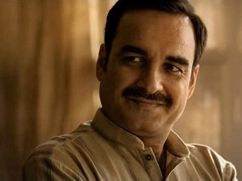 Best Feminist Fathers In Bollywood Films Like Piku And Dangal