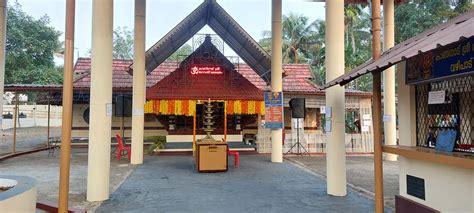 Kaninadu Shri Bhagavathy Temple - Ernakulam, Kerala | Festivals & History