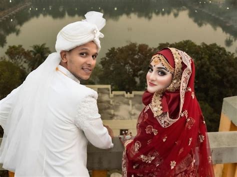 Bangladesh pacer Mohammad Saifuddin got married with wife kazi fatema ...