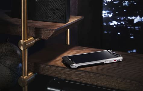 Wallpaper style, gadget, hi-tech, smartphone, Vertu, Signature Touch ...
